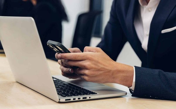 L'évolution des chatbots GPT : de GPT-3.5 aux futures innovations